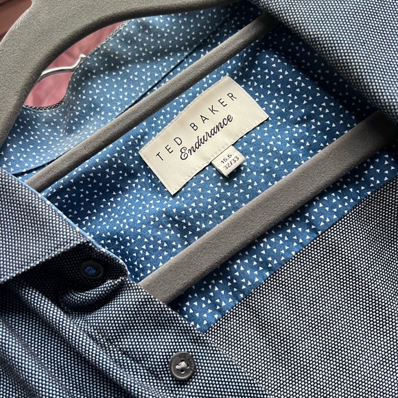 Ted Baker Dark Blue Lightweight Button Down 100% cotton dress shirt NWOT - Picture 2 of 7